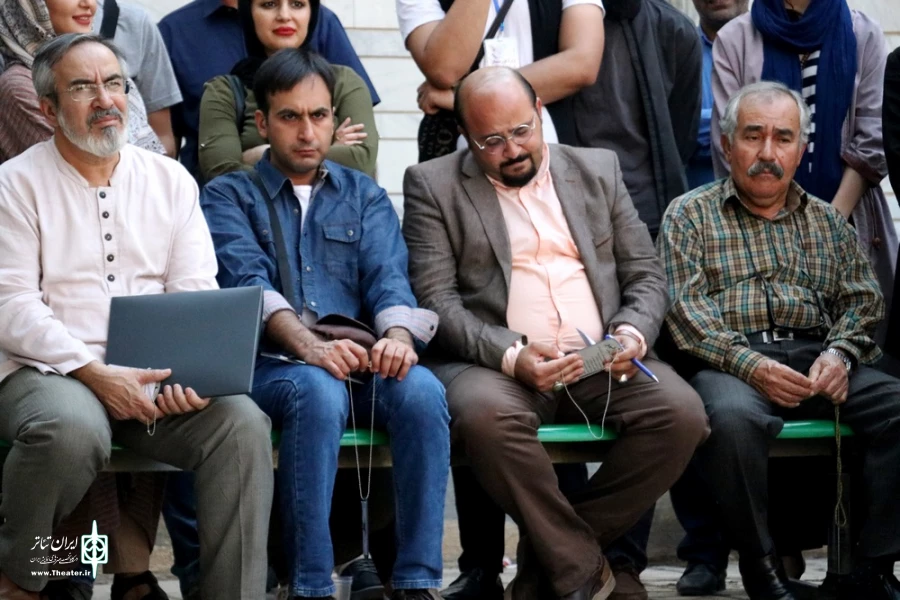 نمایش خیابانی «اتوبان»