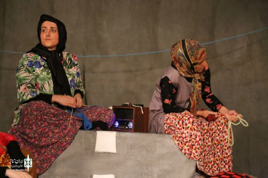نمایش «استخوان درد»
