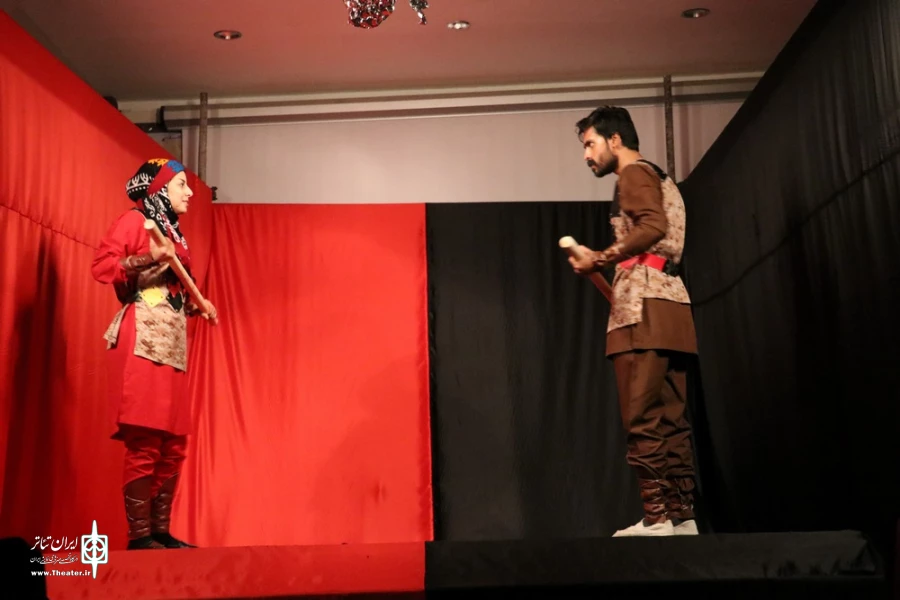 نمایش «سهراب و آغاز گرگ»