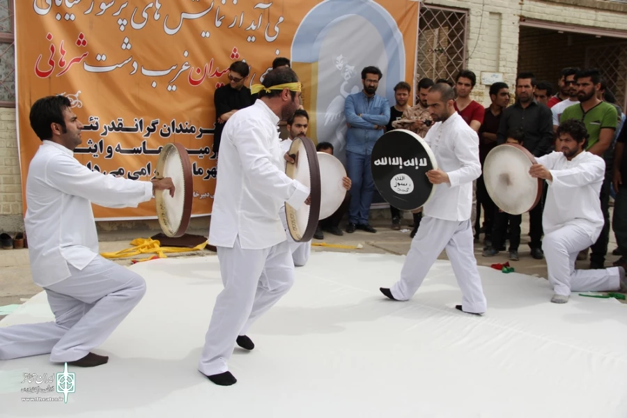 نمایش "سردار بی سر"