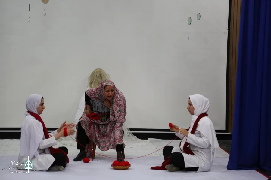 گزارش تصویری نمایش «ناتمام» به کارگردانی مرجان قاسمی