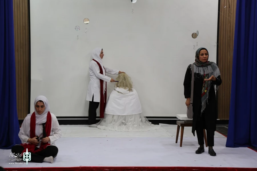 گزارش تصویری نمایش «ناتمام» به کارگردانی مرجان قاسمی