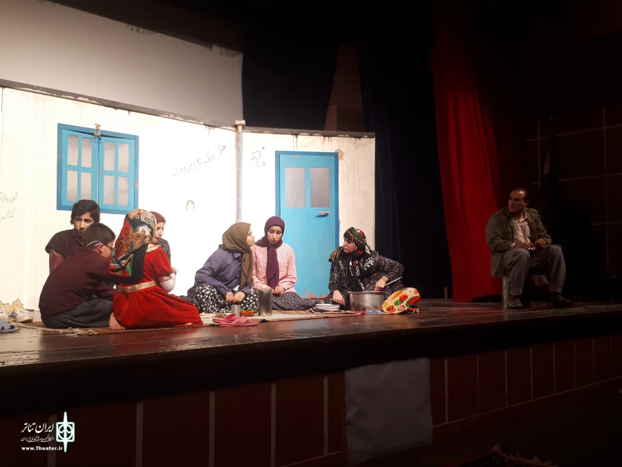 گزارش تصویری اولین روز از سی و سومین جشنواره تئاتر ایلام