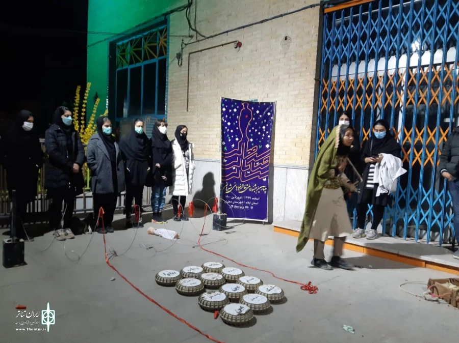 جشنواره شرهانی با نمایش خیابانی مین  مهمان مردم خمینی شهر شد 3
