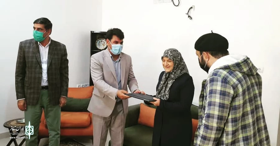 هم‌زمان با روز جهانی تئاتر صورت گرفت 3