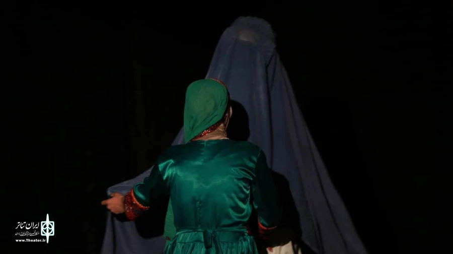 گزارش تصویری از دومین روز سی و چهارمین جشنواره تئاتر ایلام