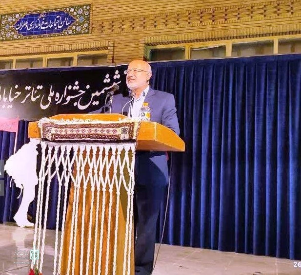 جشنواره تئاتر شرهانی نماد جهاد هنرمندان در معرفی جانفشانی های مردم در دفاع مقدس است
 2